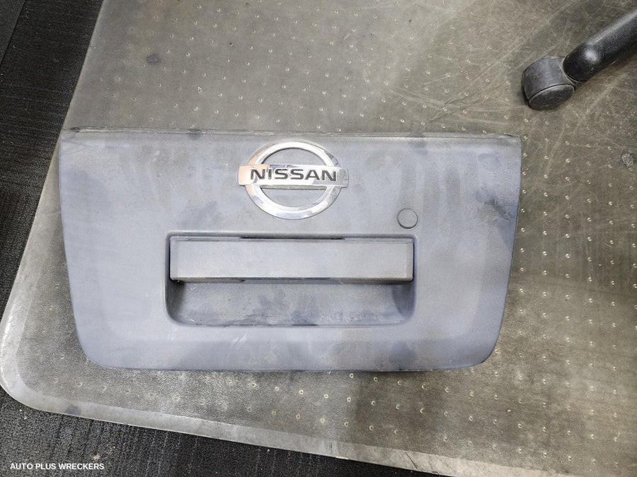 2005-2015 Nissan Navara Rear Garnish