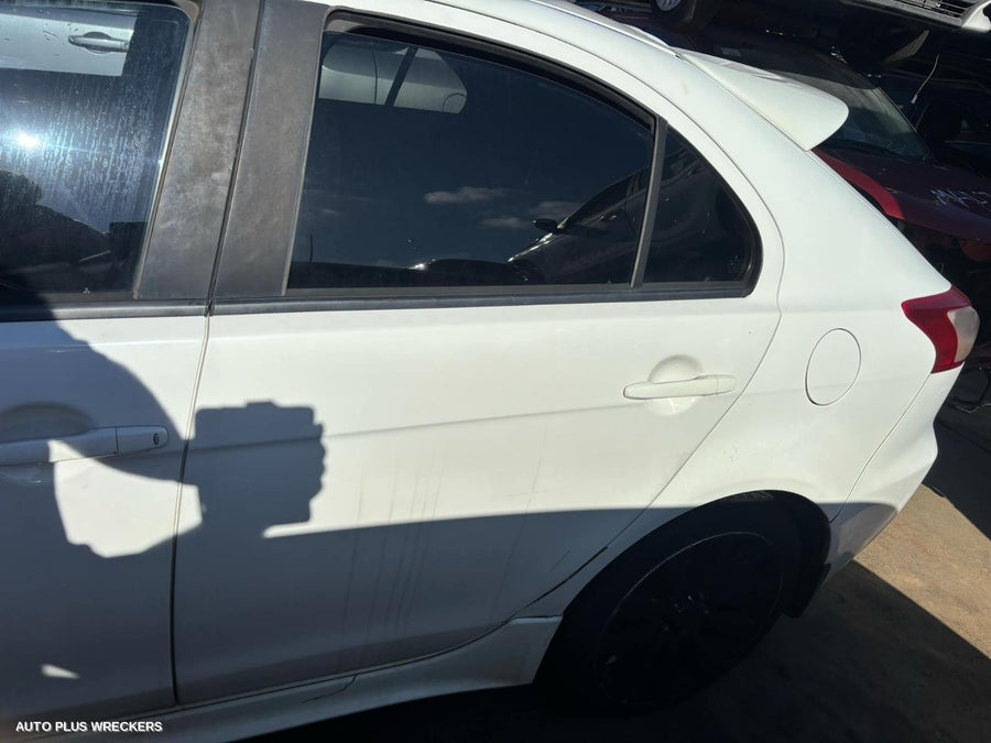 2009 Mitsubishi Lancer Right Front Door Window