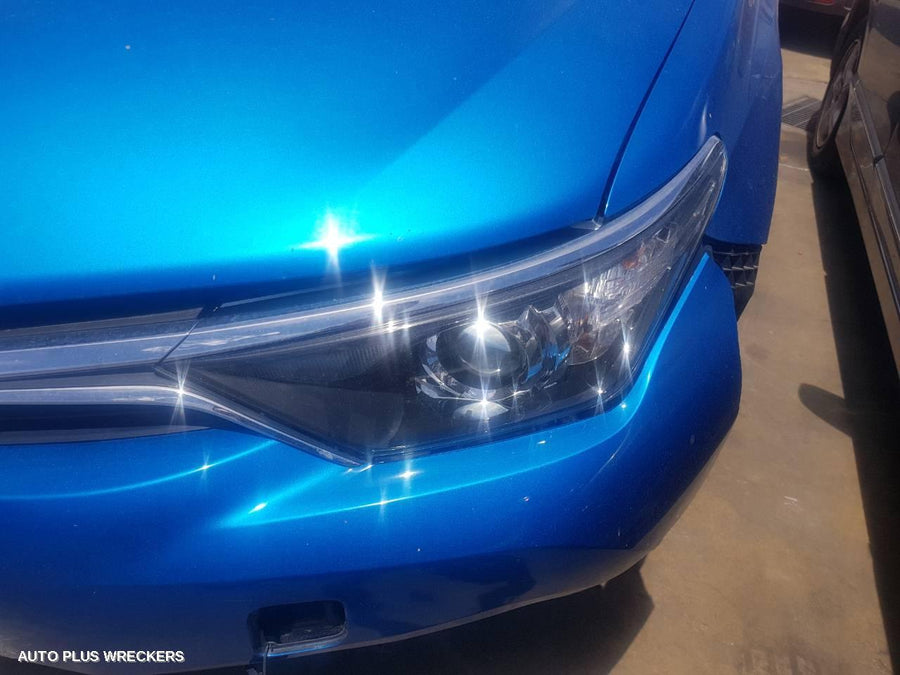 2016 Toyota Corolla Sunvisor