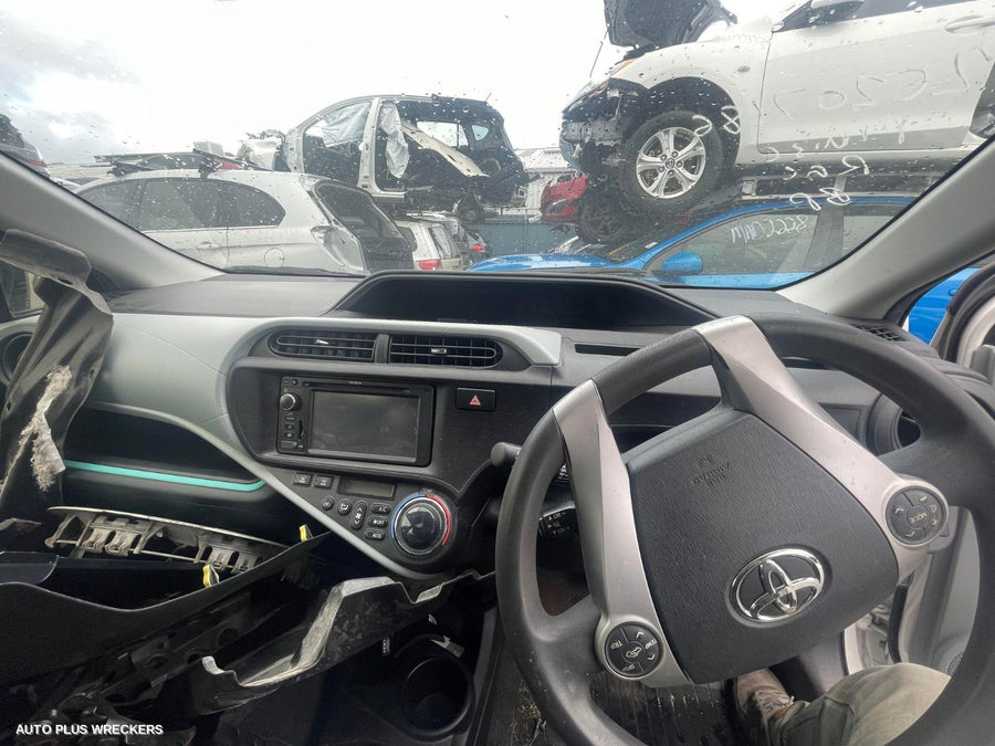 2012 Toyota Prius Right Front Window Reg Motor