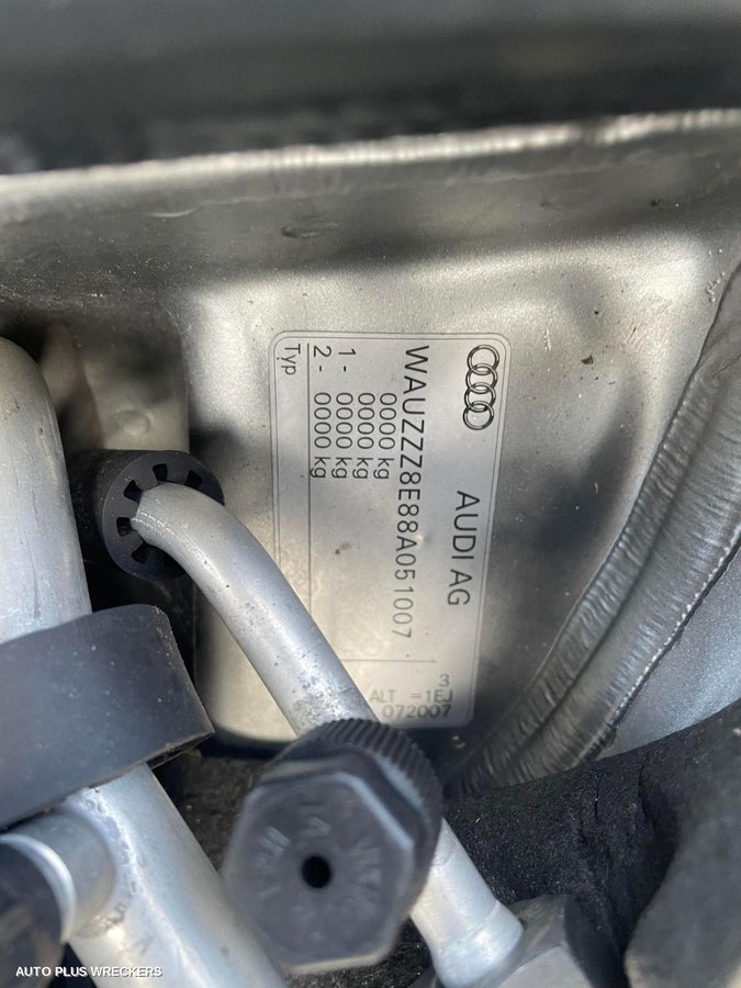 2008 Audi A4 Left Rear Door Sliding