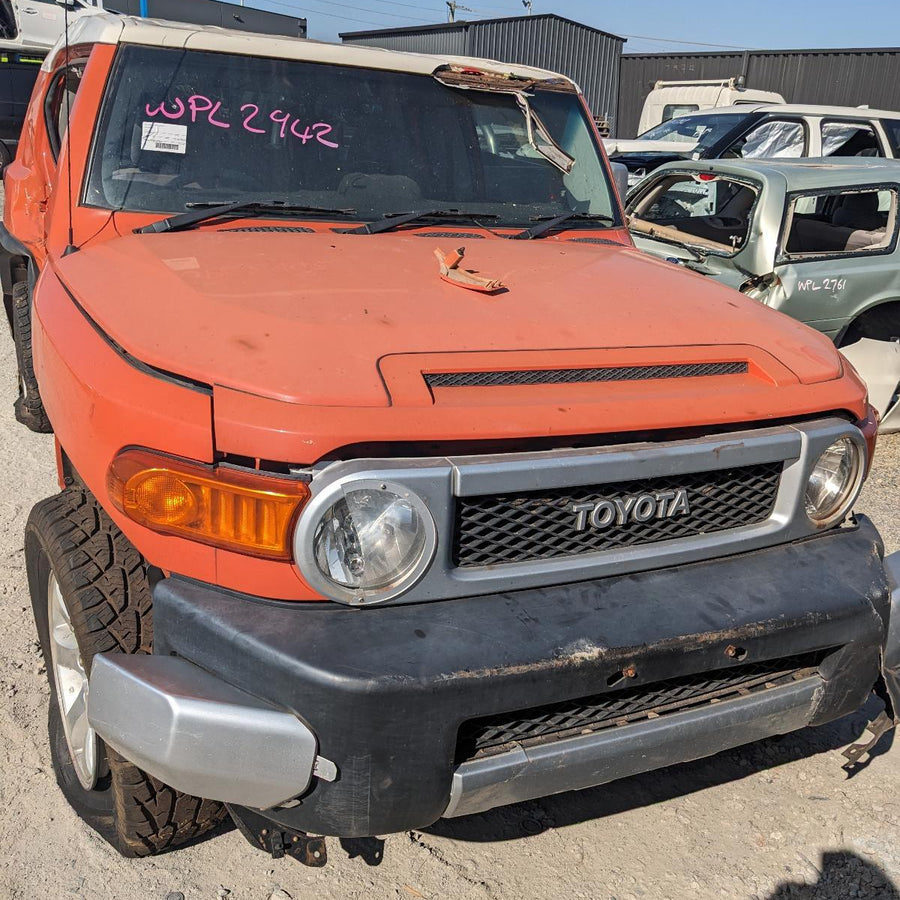 2013 Toyota Fj Cruiser Bonnet