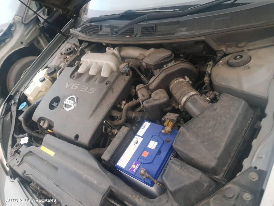 2005 Nissan Maxima Left Taillight