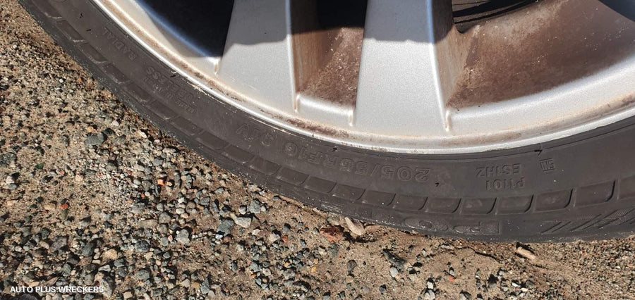 2005 Bmw 1 Series Parcel Shelf