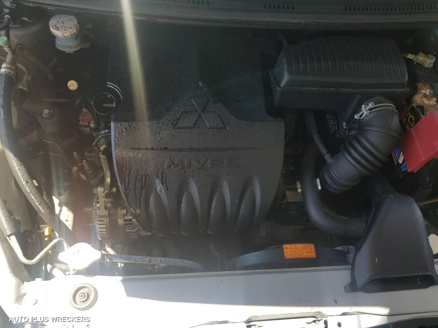 2008 MITSUBISHI COLT DOOR HANDLE