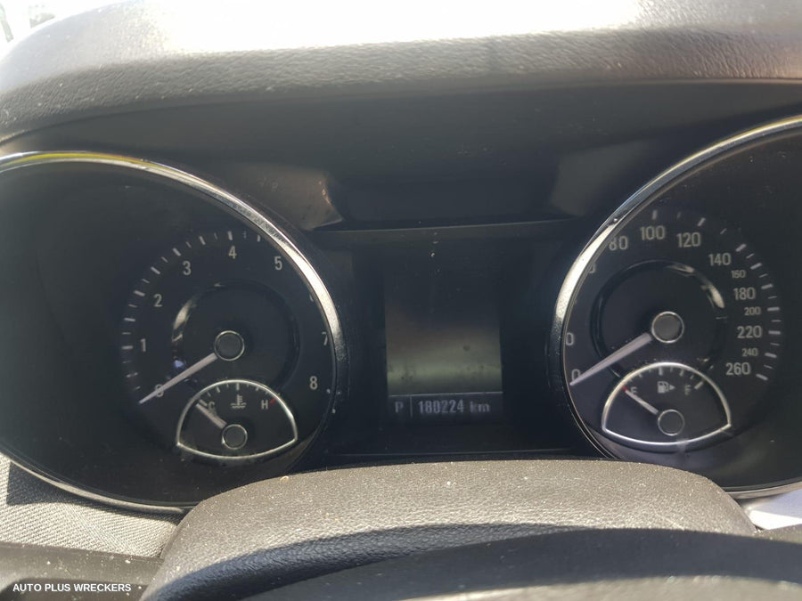 2014 Holden Commodore Right Front Door Window