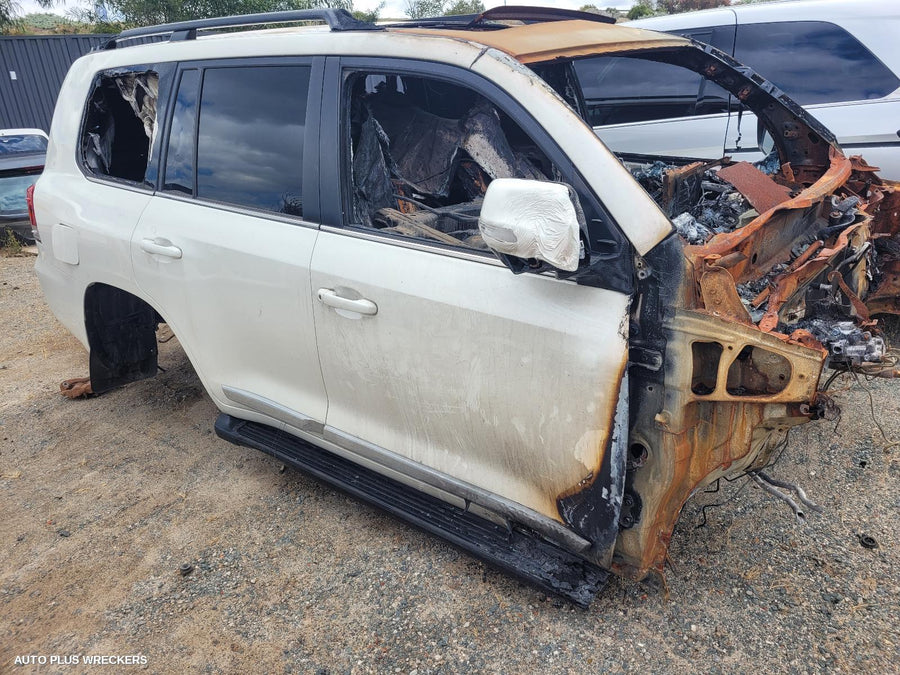 2018 Toyota Landcruiser Right Rear Side Glass