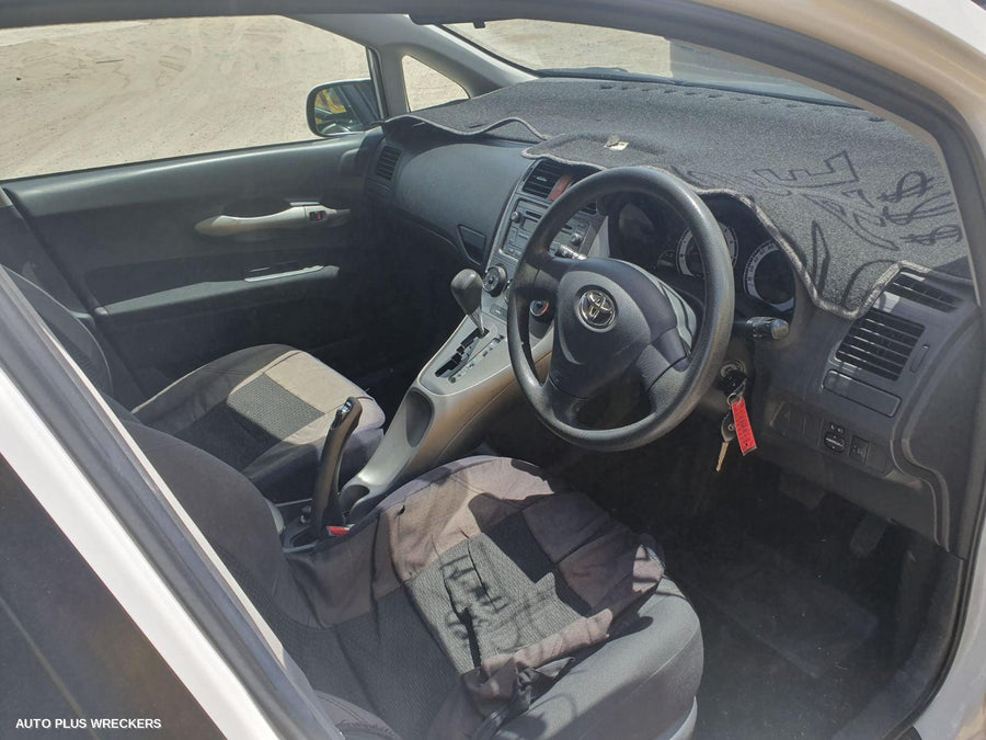 2008 Toyota Corolla Instrument Cluster