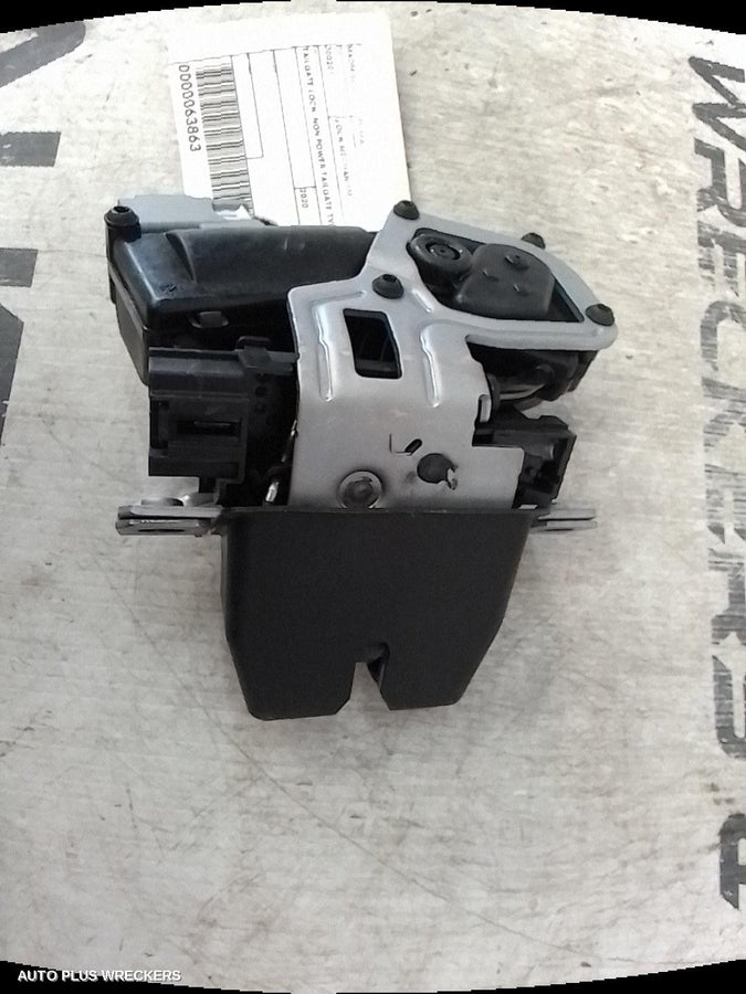 2020 Ford Puma Door Boot Gate Lock