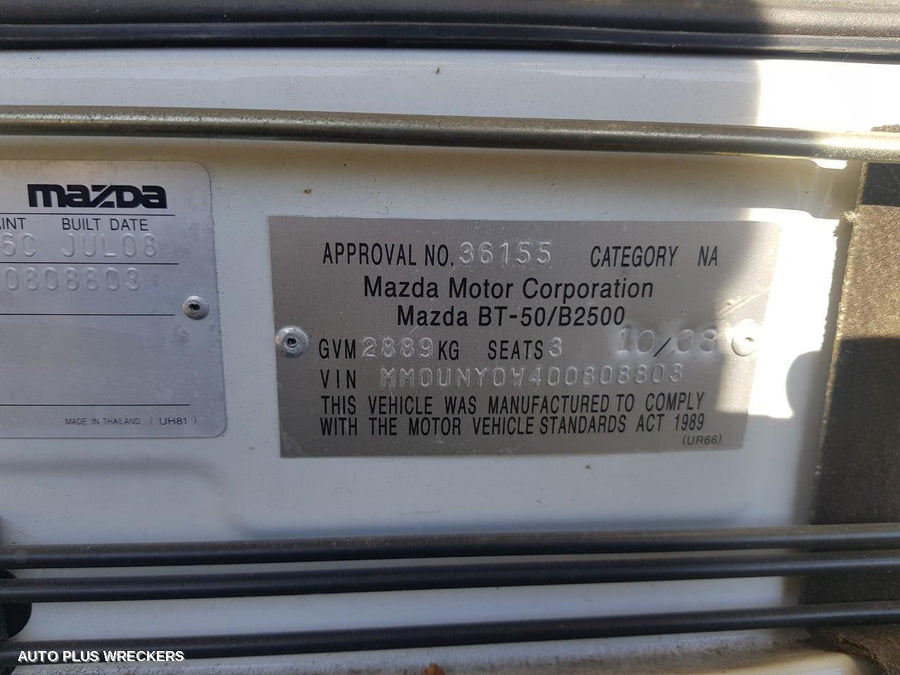 2008 MAZDA BT50 LEFT FRONT DOOR WINDOW