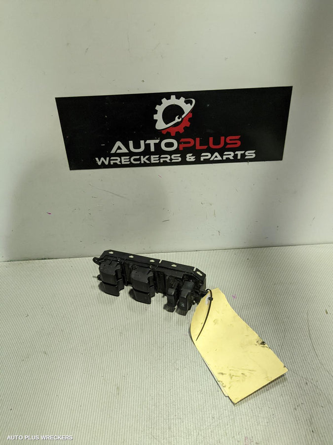 2007-2020 Toyota Tarago Pwr Dr Wind Switch