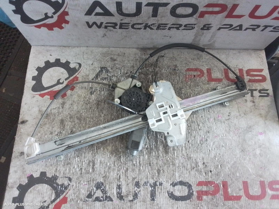 2007-2021 Hyundai Iload/imax Right Front Window Reg Motor
