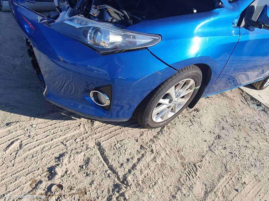 2014 Toyota Corolla Door Boot Gate Lock