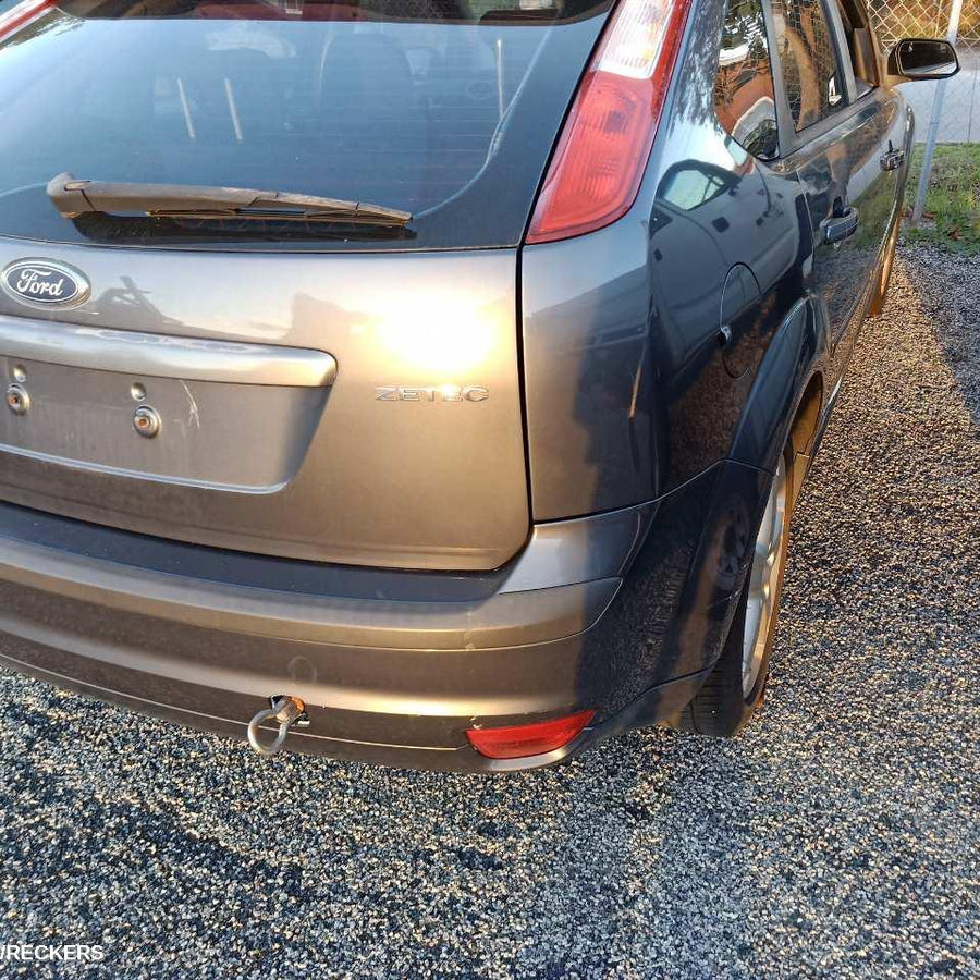 2006 Ford Focus Left Headlamp