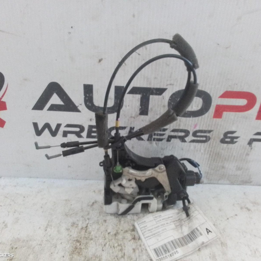 2006-2009 Mitsubishi Triton Door Boot Gate Lock