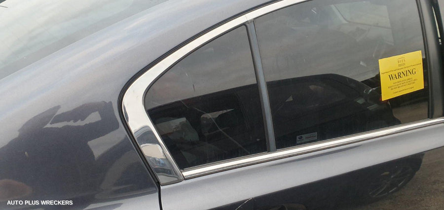 2011 Subaru Liberty Right Rear 1 4 Door Glass