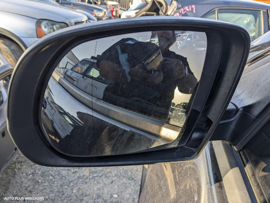 2015 Jeep Cherokee Rear Garnish