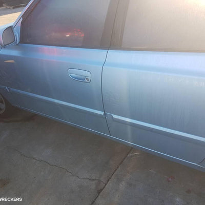 2005 Hyundai Accent Left Taillight