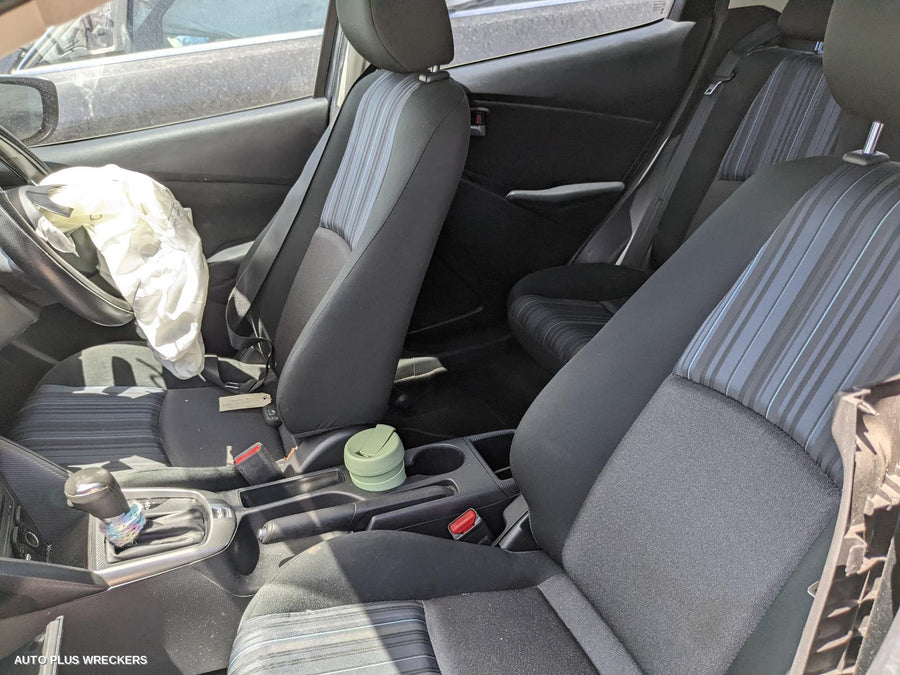 2016 Mazda 2 Right Rear Door Sliding