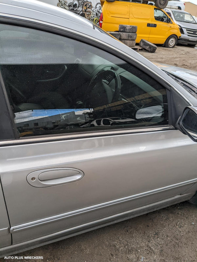 2007 Ford Fairlane Right Front Door