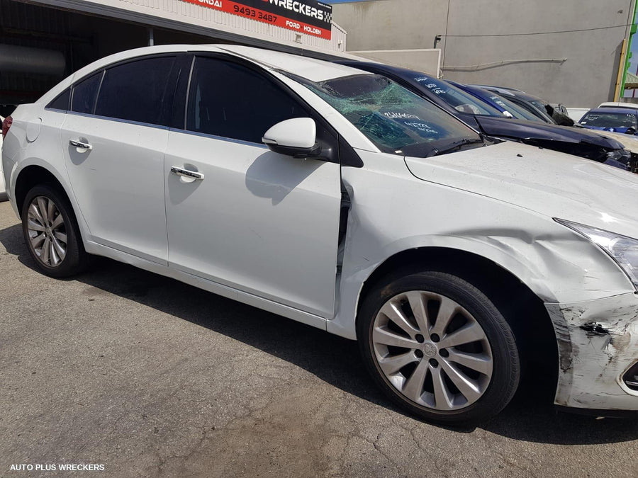 2015 Holden Cruze Right Door Mirror