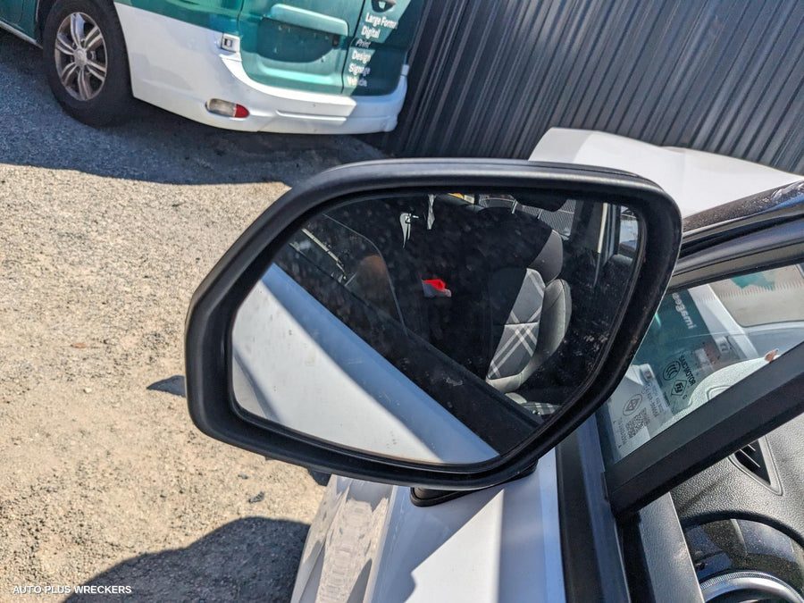 2023 Mg Mg3 Left Taillight