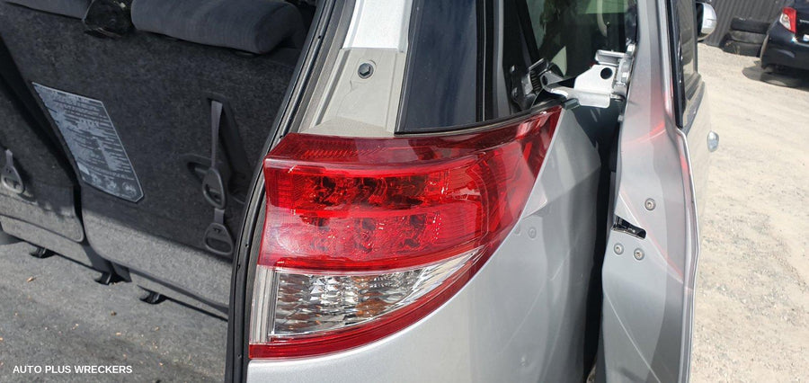 2010 Toyota Tarago Left Rear Door Window