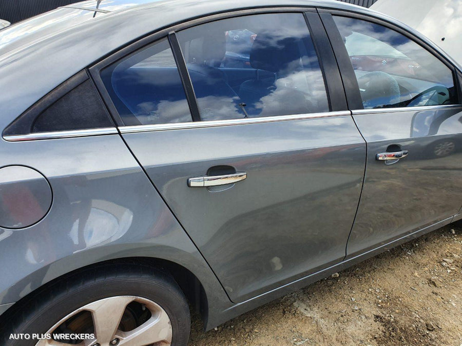 2010 Holden Cruze Bonnet Lock Support