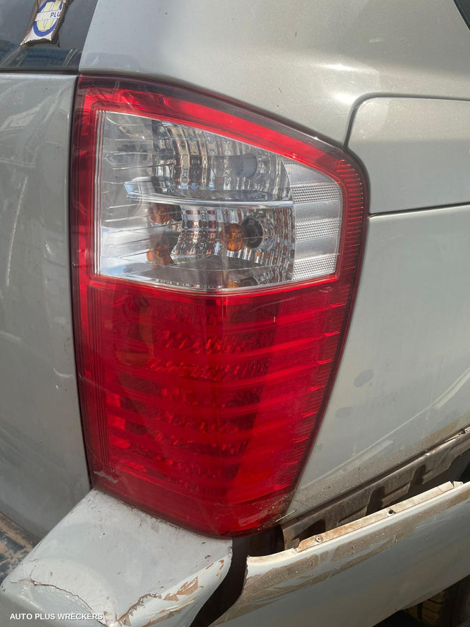 2006-2014 Kia Carnival/grand Carnival Right Indicator Fog Side