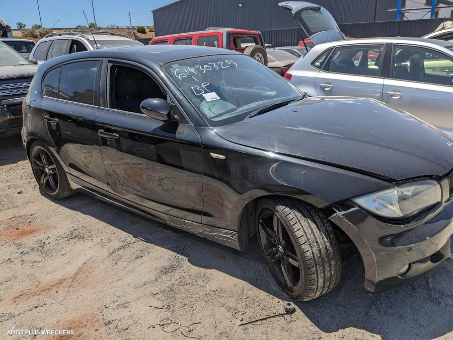 2009 Bmw 1 Series Left Rear Door Window