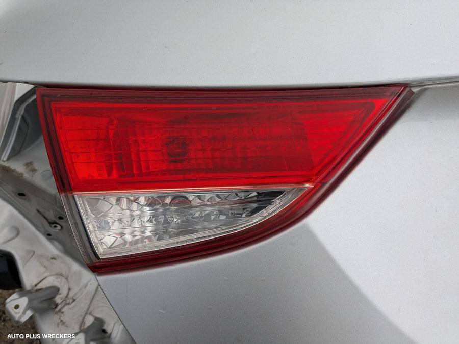 2013 Hyundai Elantra Rear Garnish