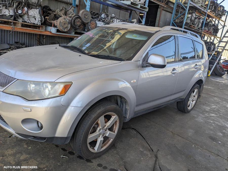 2007 Mitsubishi Outlander Caliper