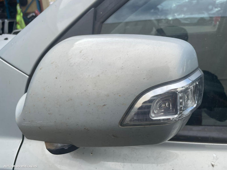 2012 Kia Carnival/grand Carnival Right Front Window Reg Motor