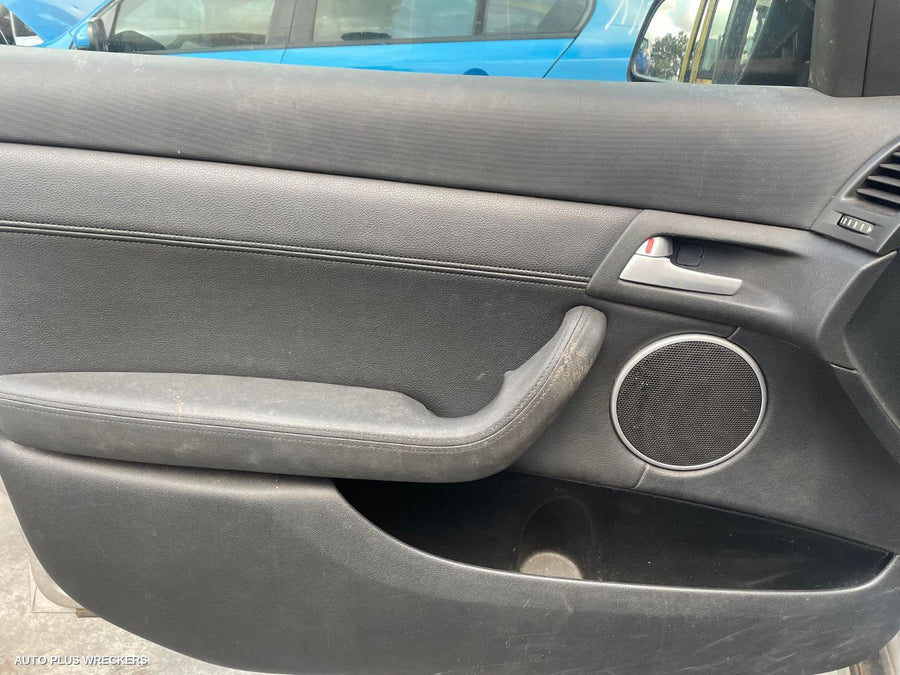 2006 Holden Commodore Right Door Mirror