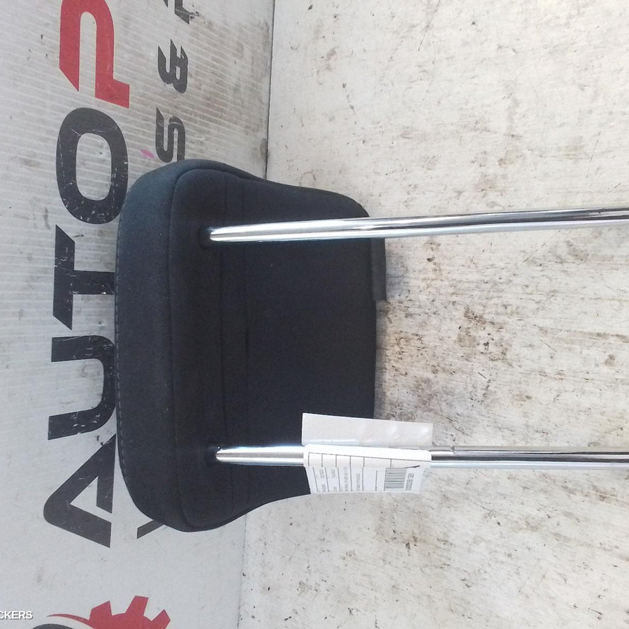 2014-2020 Subaru Outback Headrest