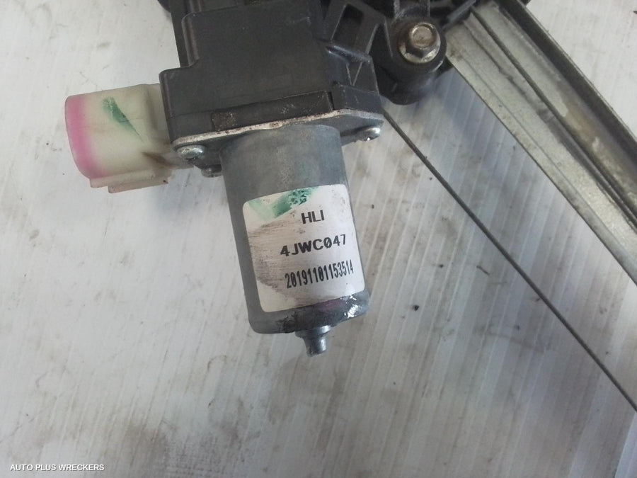 2016-2022 Suzuki Baleno Right Front Window Reg Motor