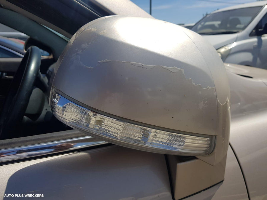 2012 Holden Captiva Grille