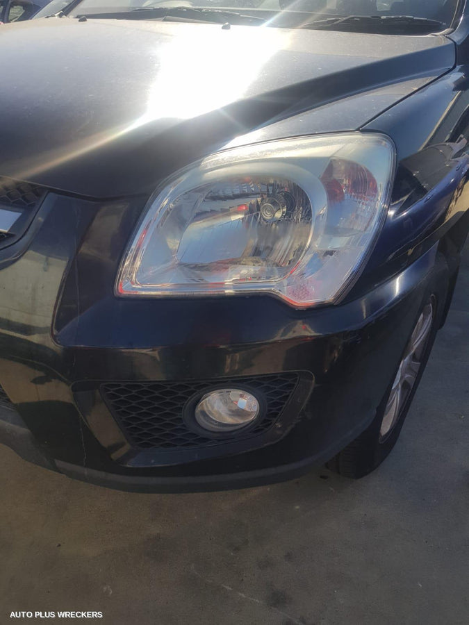 2009 Kia Sportage Right Rear Door Window