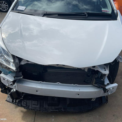 2019 Toyota Yaris Right Headlamp