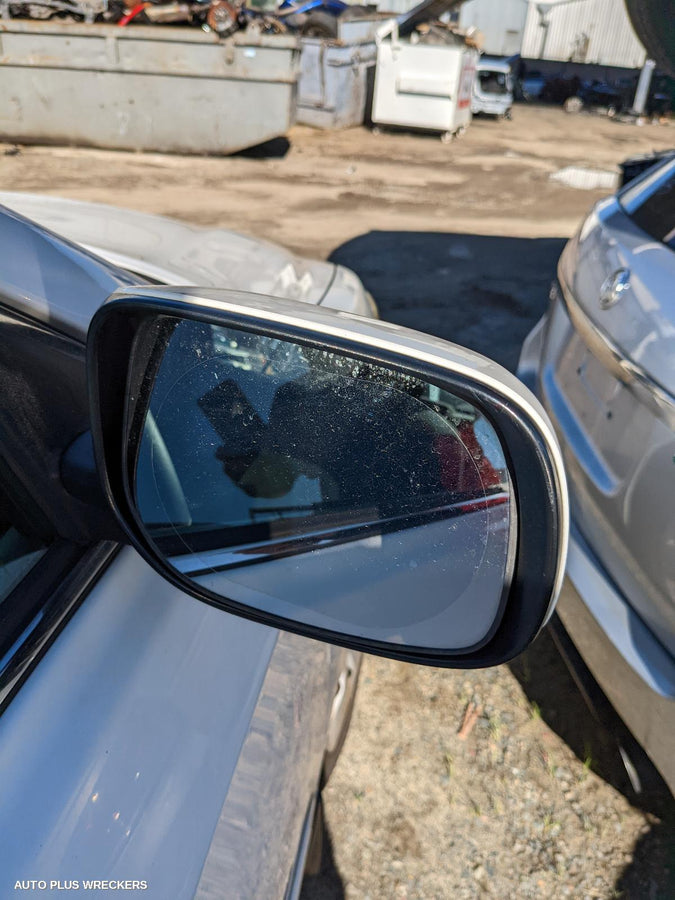 2008 Toyota Camry Sunvisor