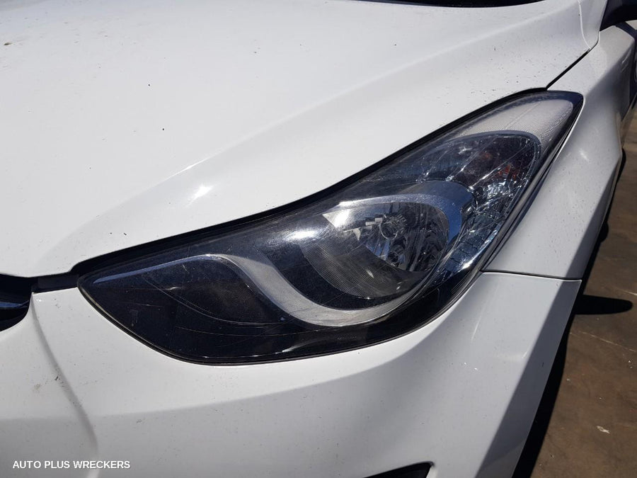 2011 Hyundai Elantra Rear Garnish