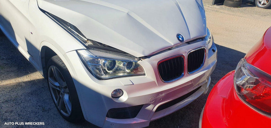 2010-2015 Bmw X1 Left Front Door Window