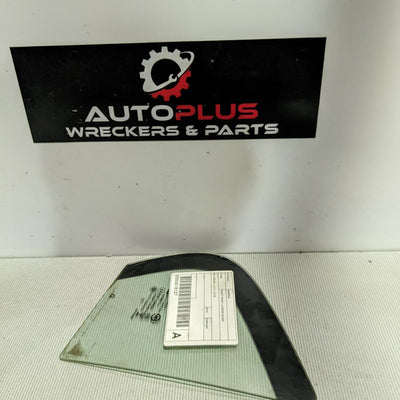 2014 HOLDEN BARINA RIGHT REAR 1 4 DOOR GLASS