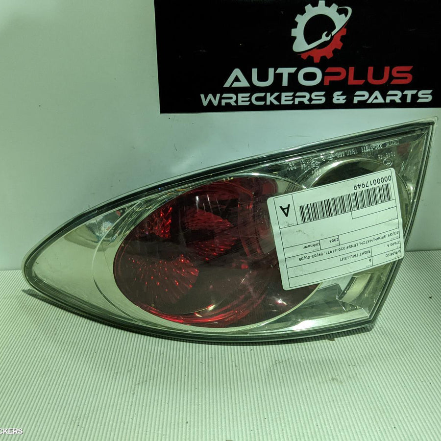 2004 Mazda 6 Right Taillight