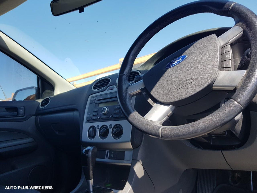 2006 Ford Focus Left Headlamp