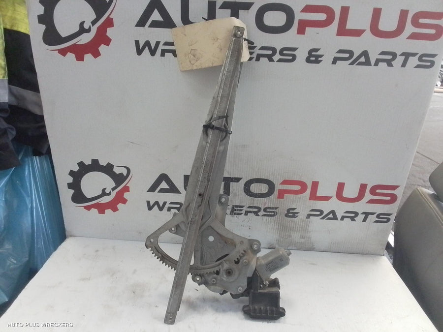 2006-2012 Toyota Aurion Right Front Window Reg Motor