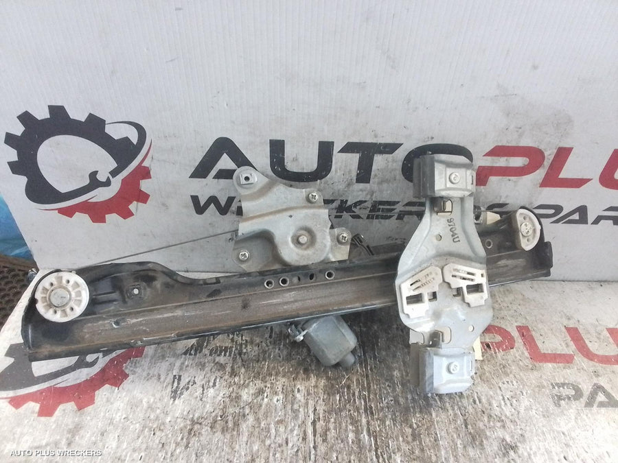 2011-2018 Holden Barina Right Front Window Reg Motor