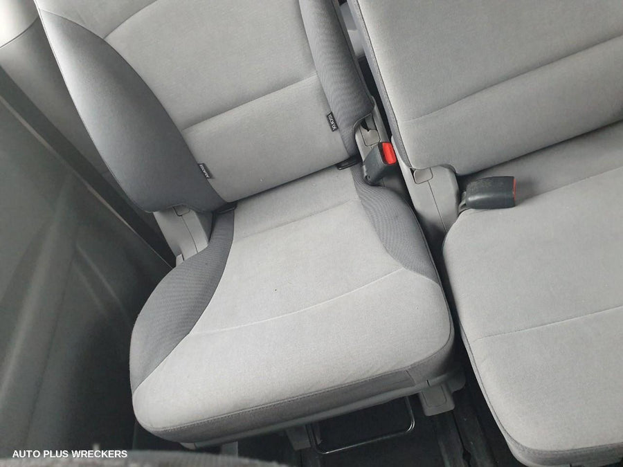 2010 Hyundai Iload/imax Right Rear Side Glass