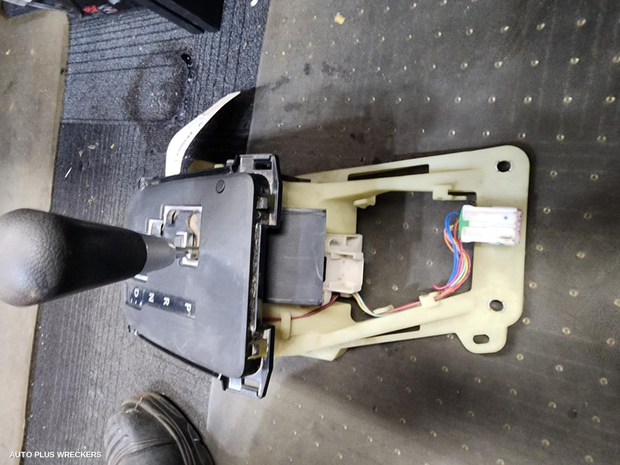 2015-2018 Mitsubishi Triton Gear Stick Shifter