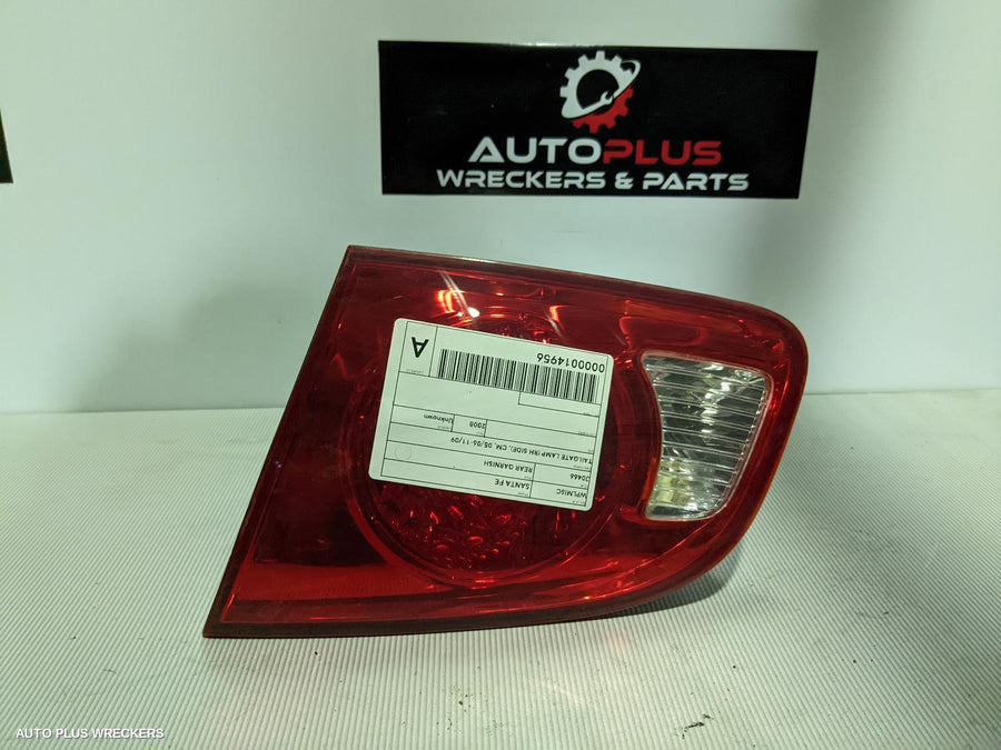 2008 Hyundai Santa Fe Rear Garnish